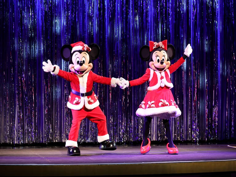 Mickey & Minnie Snowtacular Show at the El Capitan Theatre